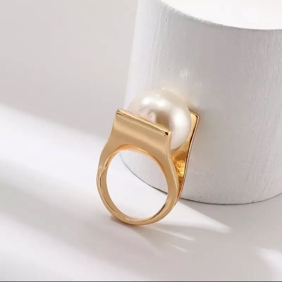 Pearls GoldHollow ExaggerationDesignFingerAdvanced - Picture 5 of 8